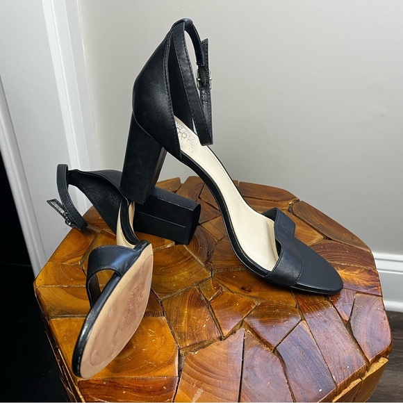 Vince Camuto Women's Sz 9 Monessa Black Leather Block Heels - Picture 14 of 14